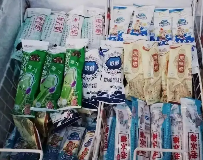 买了几袋雪莲雪糕